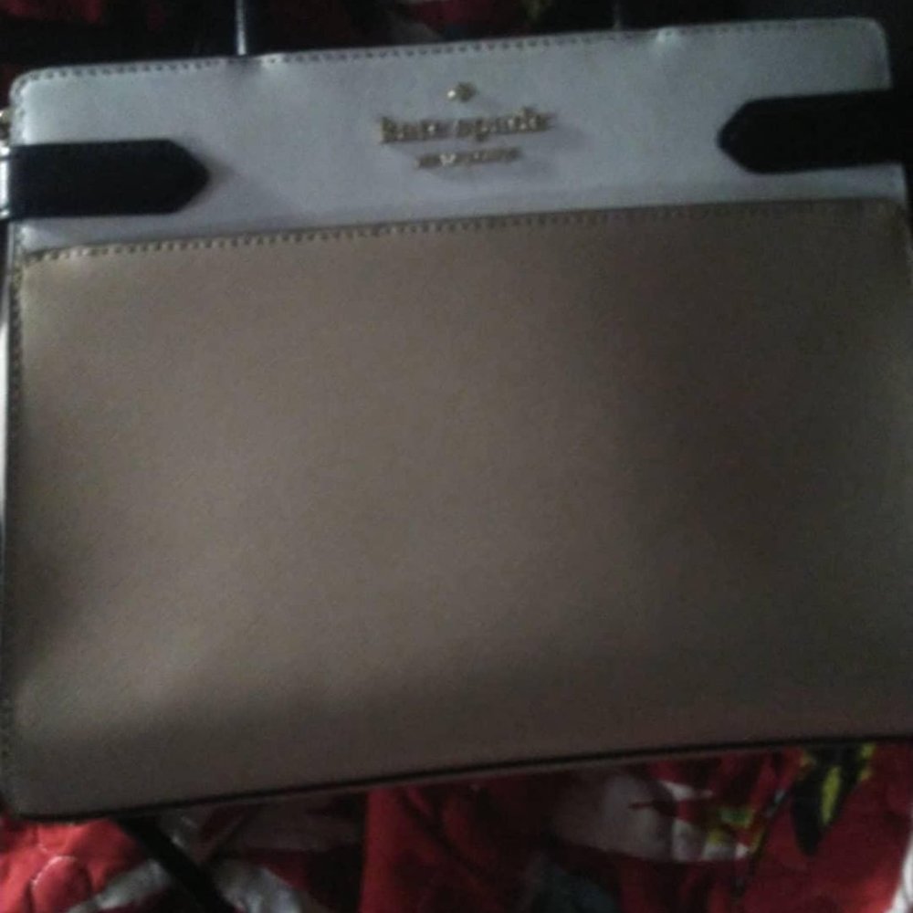 Kate Spade - Picture 2 of 3